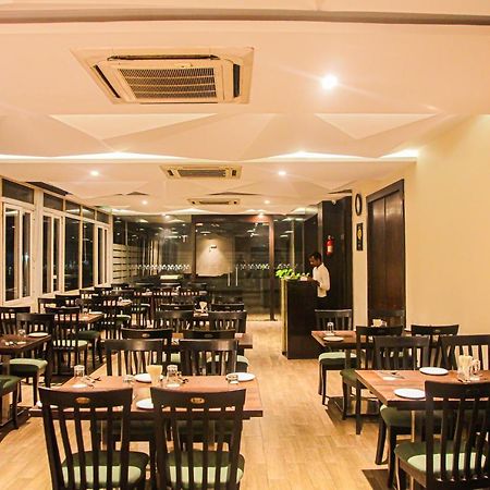 J Hotel Port Blair Dış mekan fotoğraf