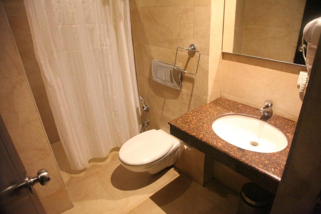 J Hotel Port Blair Dış mekan fotoğraf