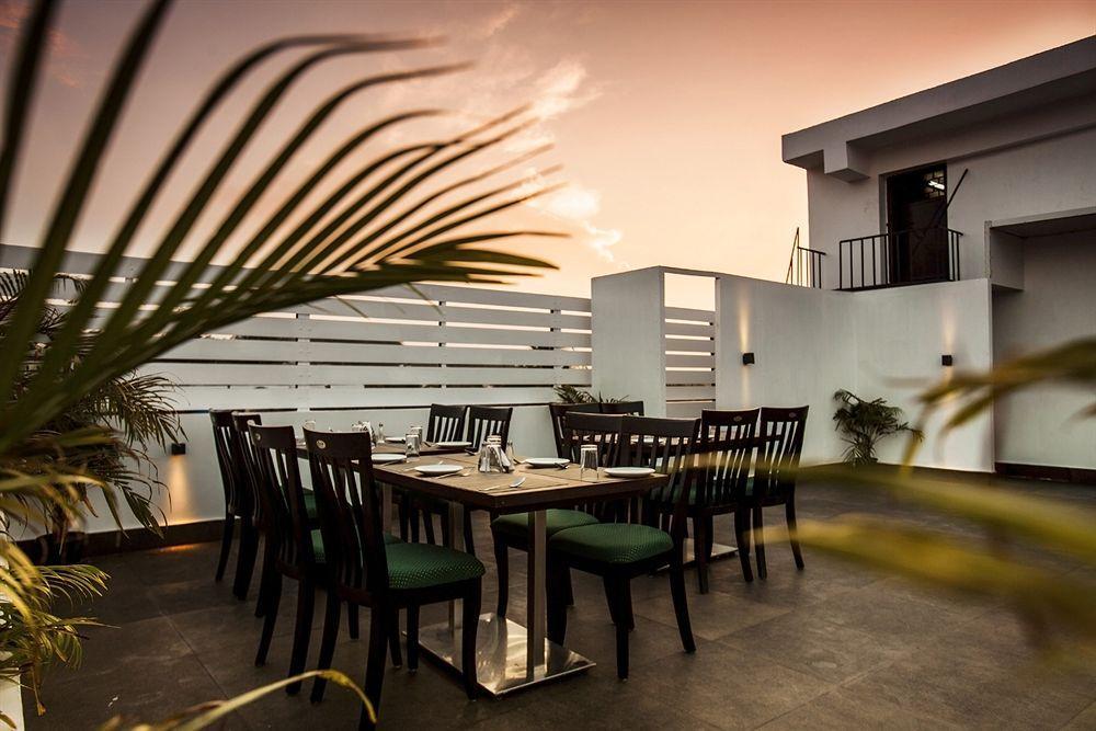 J Hotel Port Blair Dış mekan fotoğraf